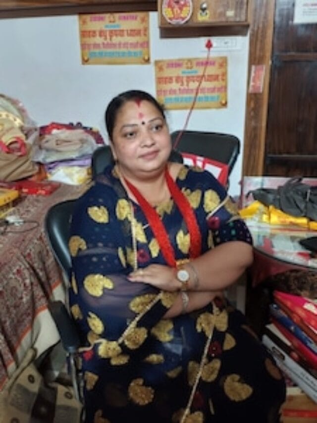 छोटे कमरे से शुरू करें करोड़ों का बिज़नेस – जानिए स्टेप बाय स्टेप